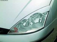 Mra��tka p�edn�ch sv�tlomet� lepen� Ford Focus od r.v. 01-