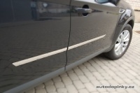 Nerezové lišty dveří Ford KUGA II -- od roku výroby 2013- (4-dílná sada) Nerezové lišty dveří Ford KUGA II -- od roku výroby 2013- (4-dílná sada)