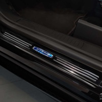 Nerez kryty prah� �ern� leskl� (modr� logo Hybrid) Ford Kuga III -- od roku v�roby 2019- / 2024-