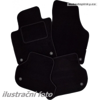 Textiln� koberce p�esn� tvarovan� Ford Mustang VI -- od roku v�roby 2015- (kompletn� sada - 4 kusy koberce)